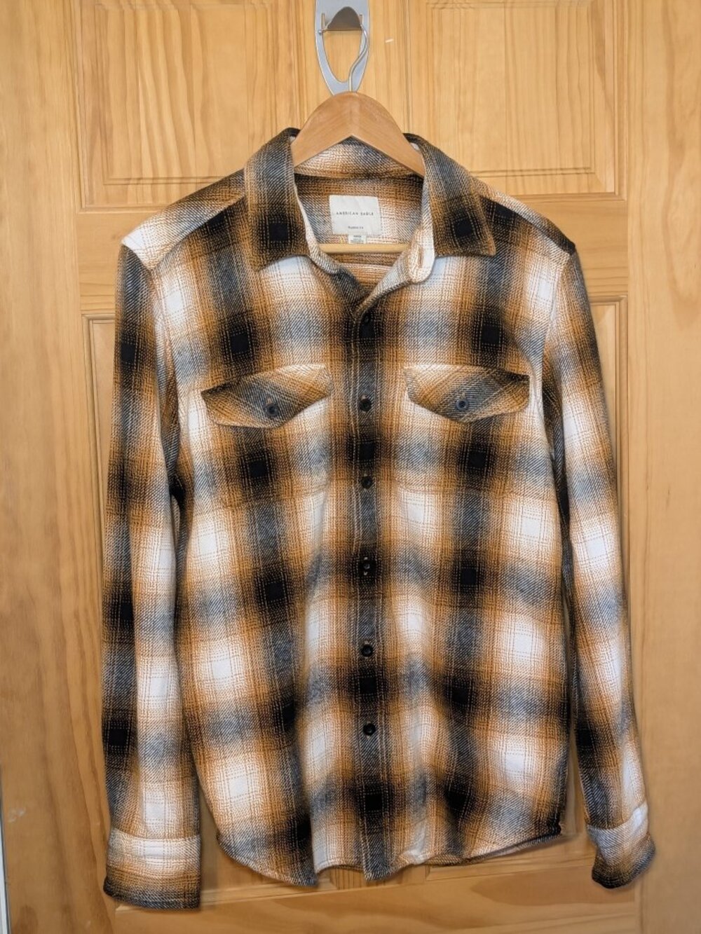 American Eagle Outfitters Mens Classic Fit Plaid Flannel Shirt S Brown Black
